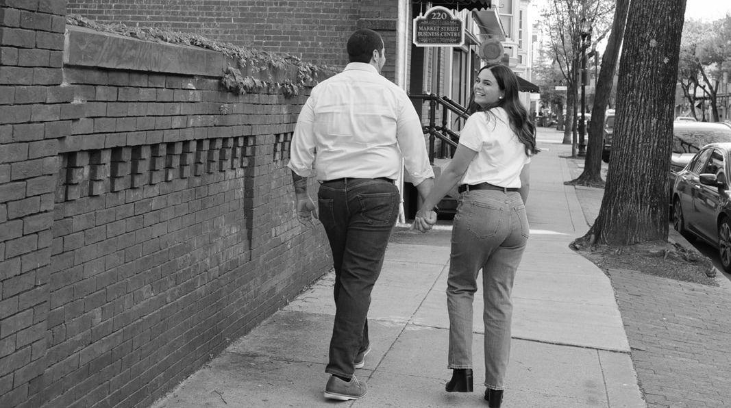 The Wedding Website of Lauren Broadbent and Robert Menrad