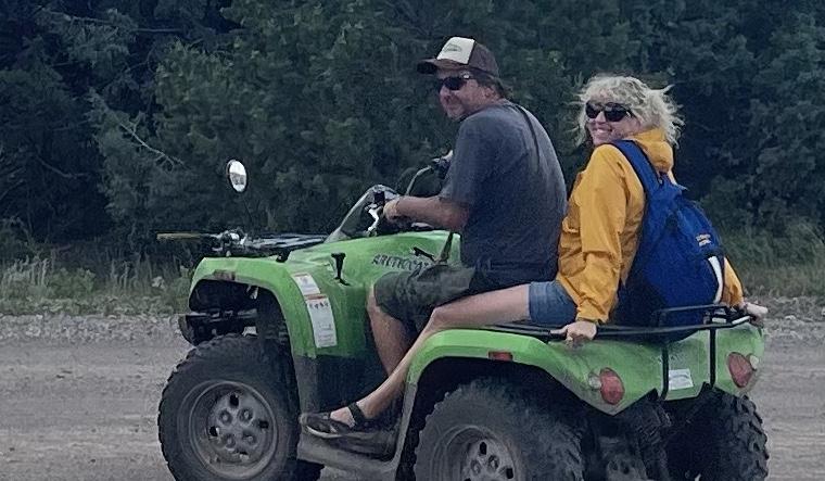 The Wedding Website of Ariane Lansing and Ryan Lansing