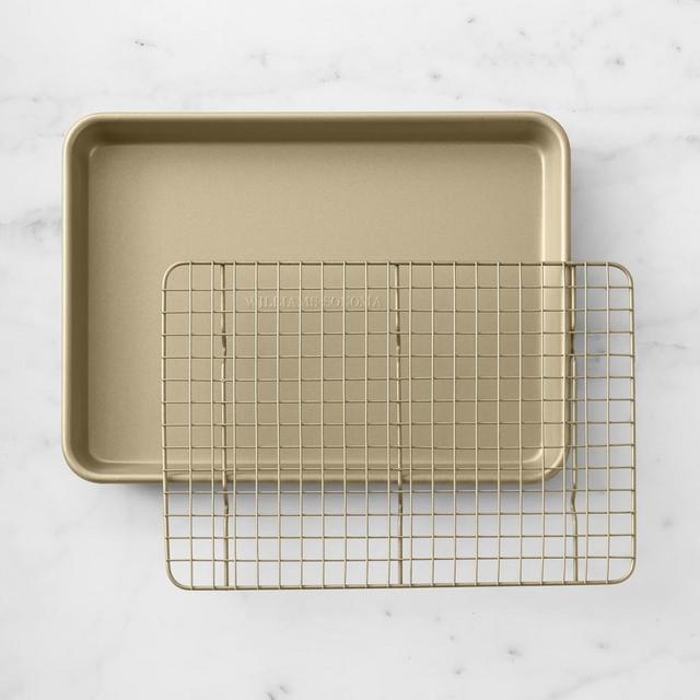 Williams Sonoma Goldtouch® Pro Non Corrugated Quarter Sheet with Cooling Rack