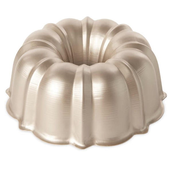 Nordic Ware Formed Bundt, 12 Cup, Golden Hour