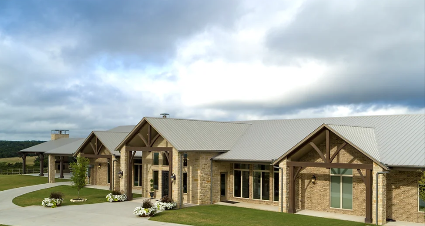 The Wedding Website of Paola . and Tristan .