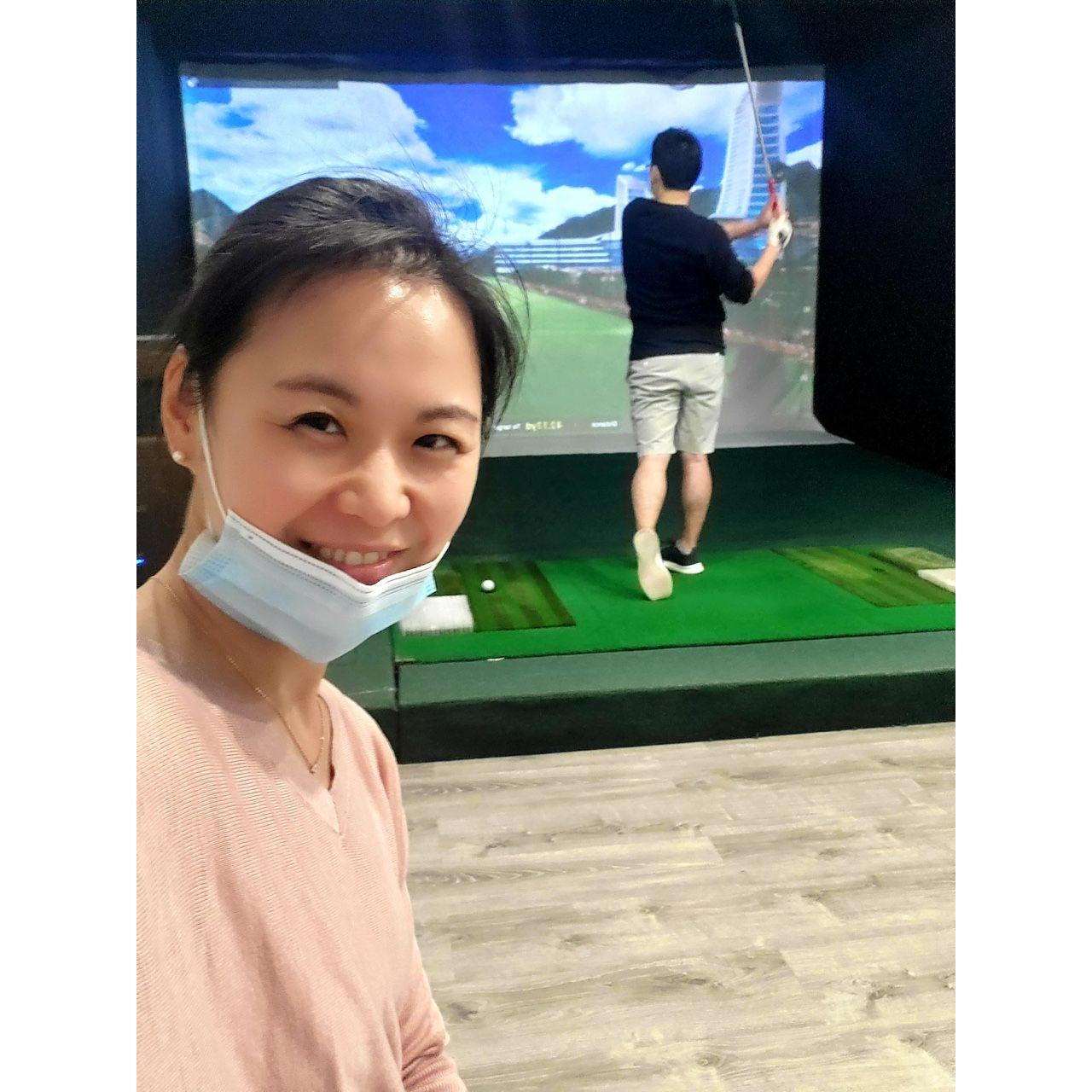 First time playing screen golf.