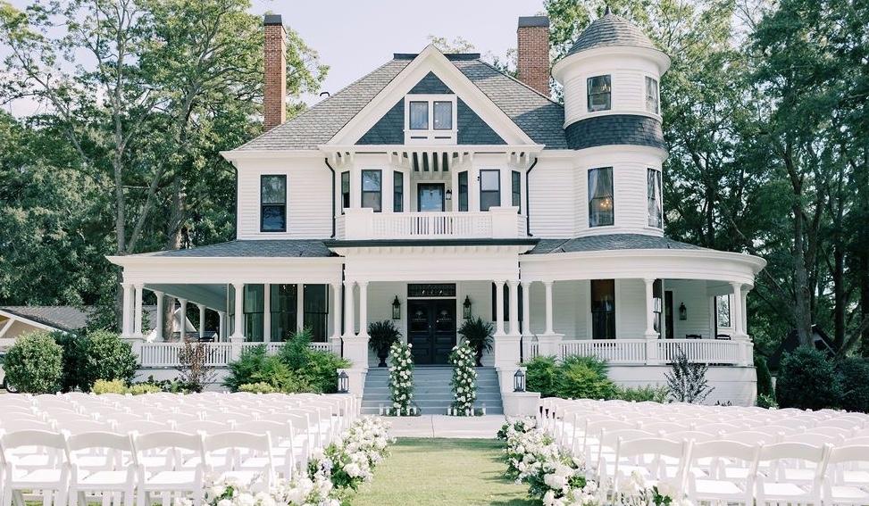 The Wedding Website of Ali Smith and Hayden Williams