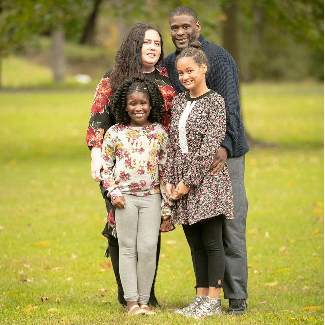 Engagement photo session with Joel's daughters Candice & Nicole.