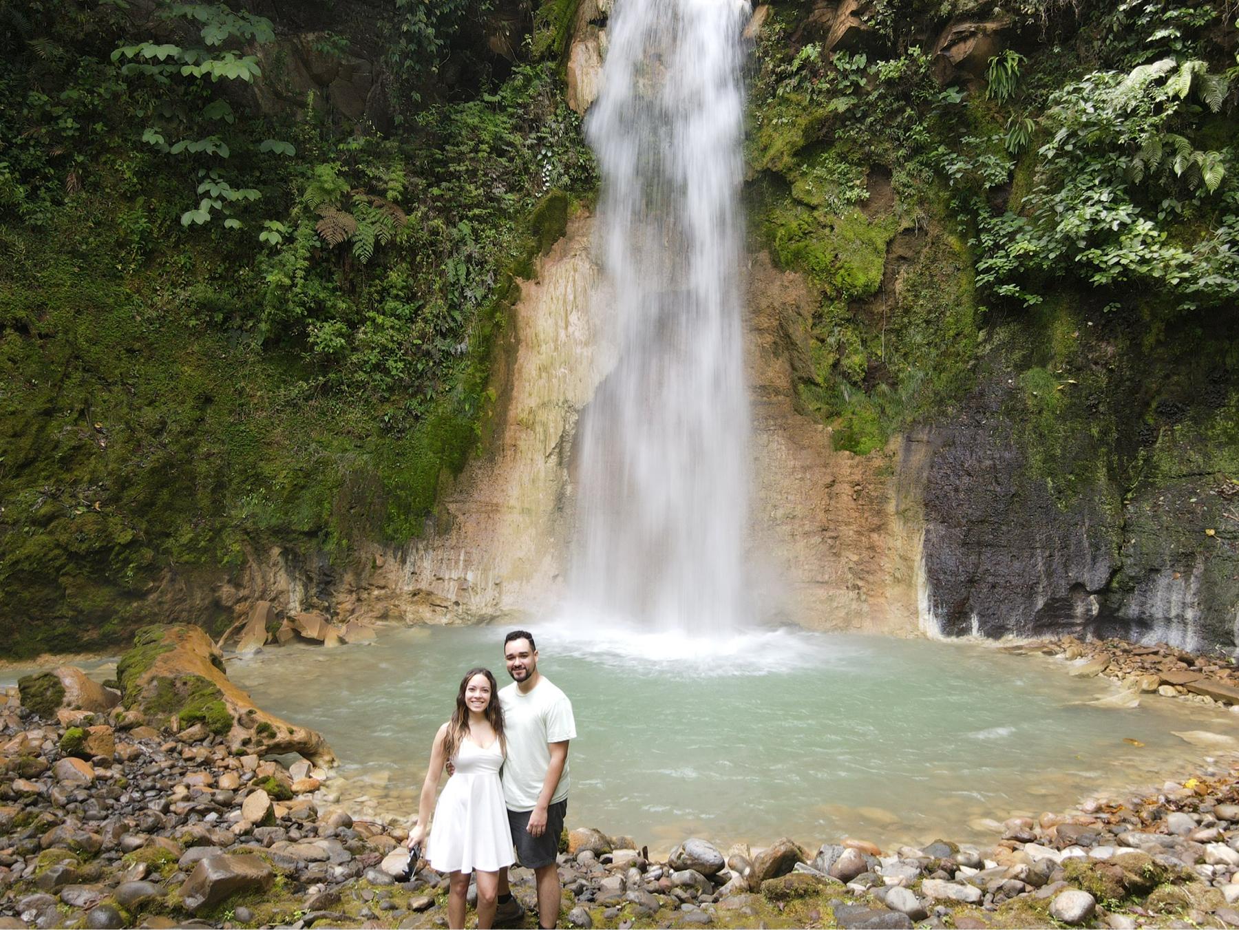 The Wedding Website of Joesn Velez and Amanda Marrero