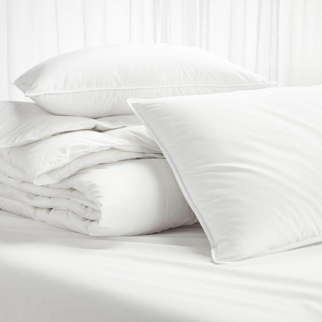 Basic Classic King Medium Down Bedding Set