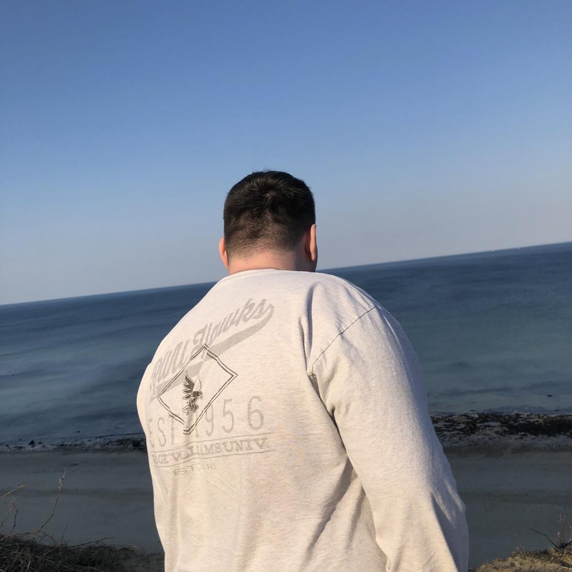 March 2022
Matt scouted out a picnic spot on the beach cliffs for a date! Happens to be the same beach cliffs we will be getting married on! He took Caitlin here for a 20th birthday picnic too!