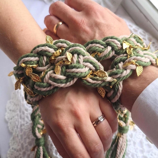 Personalized Handfasting Cord, Custom Hand fasting Rope, Irish Celtic Wedding, Handcrafted Green Celtic Handfasting Cord with Custom Charms