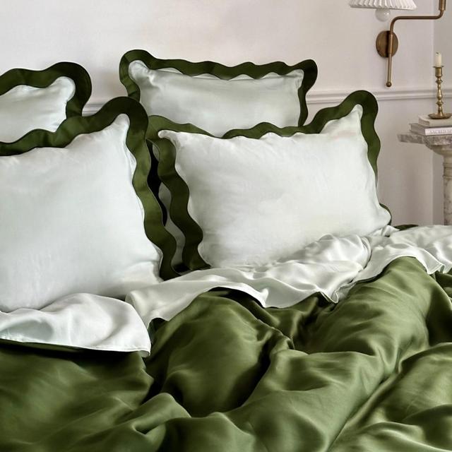 Eucalypso Home | Silky Pillowcase Set Scalloped Dew Green and Hampton Green / Standard Pillowcases