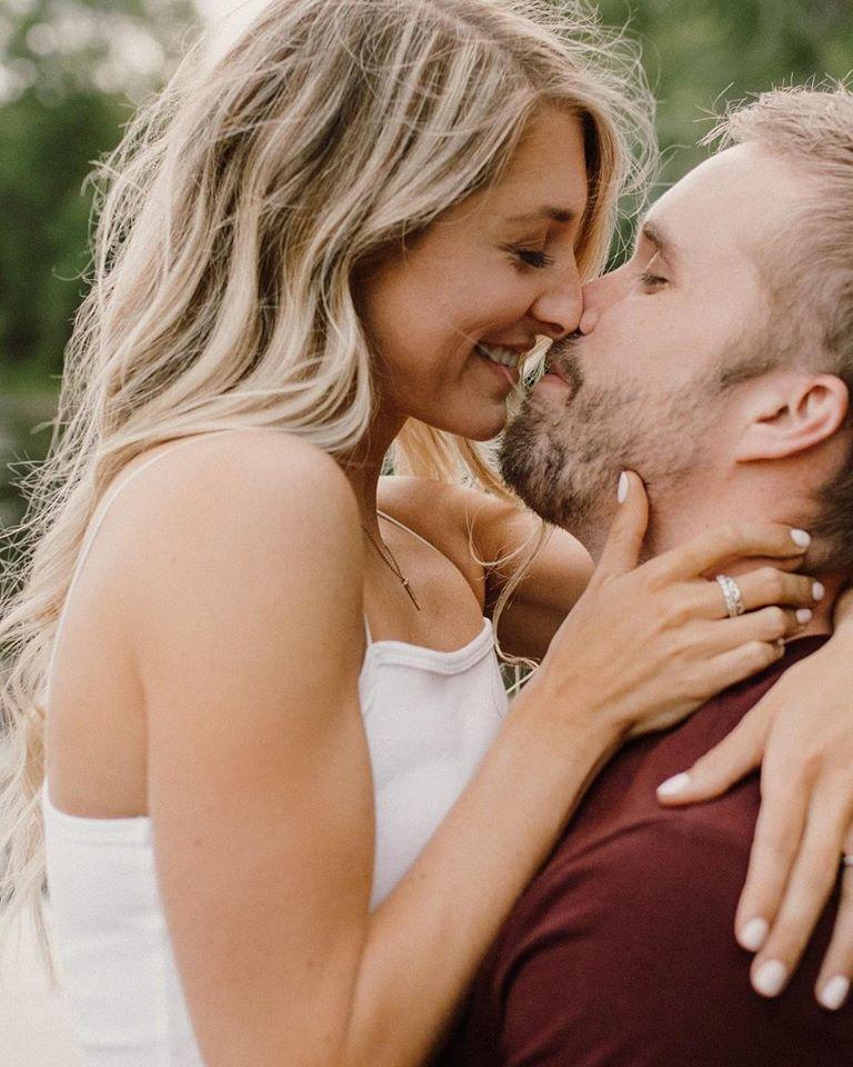 The Wedding Website of Sara Rookaird and Curtis Sell