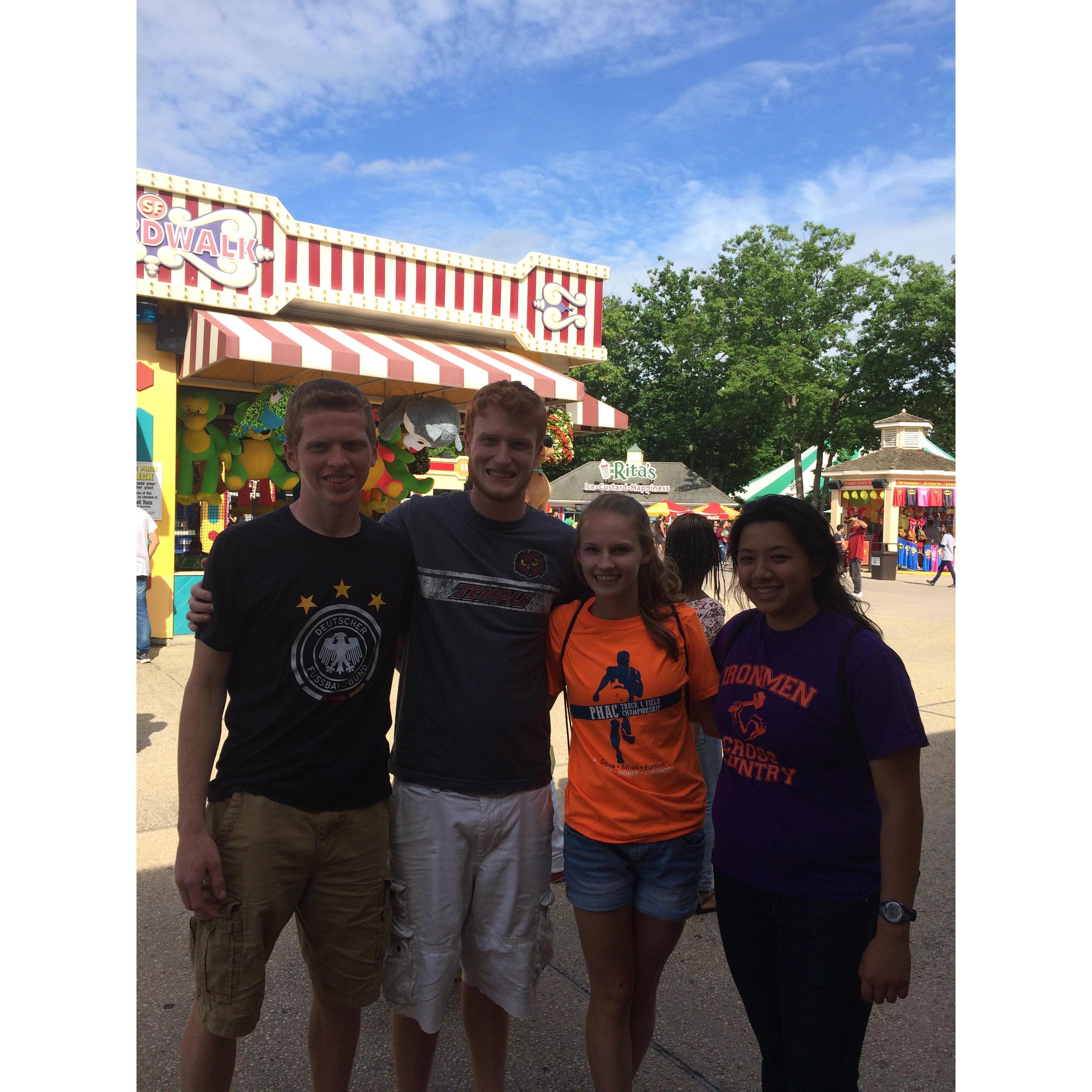 Senior trip to Six Flags!