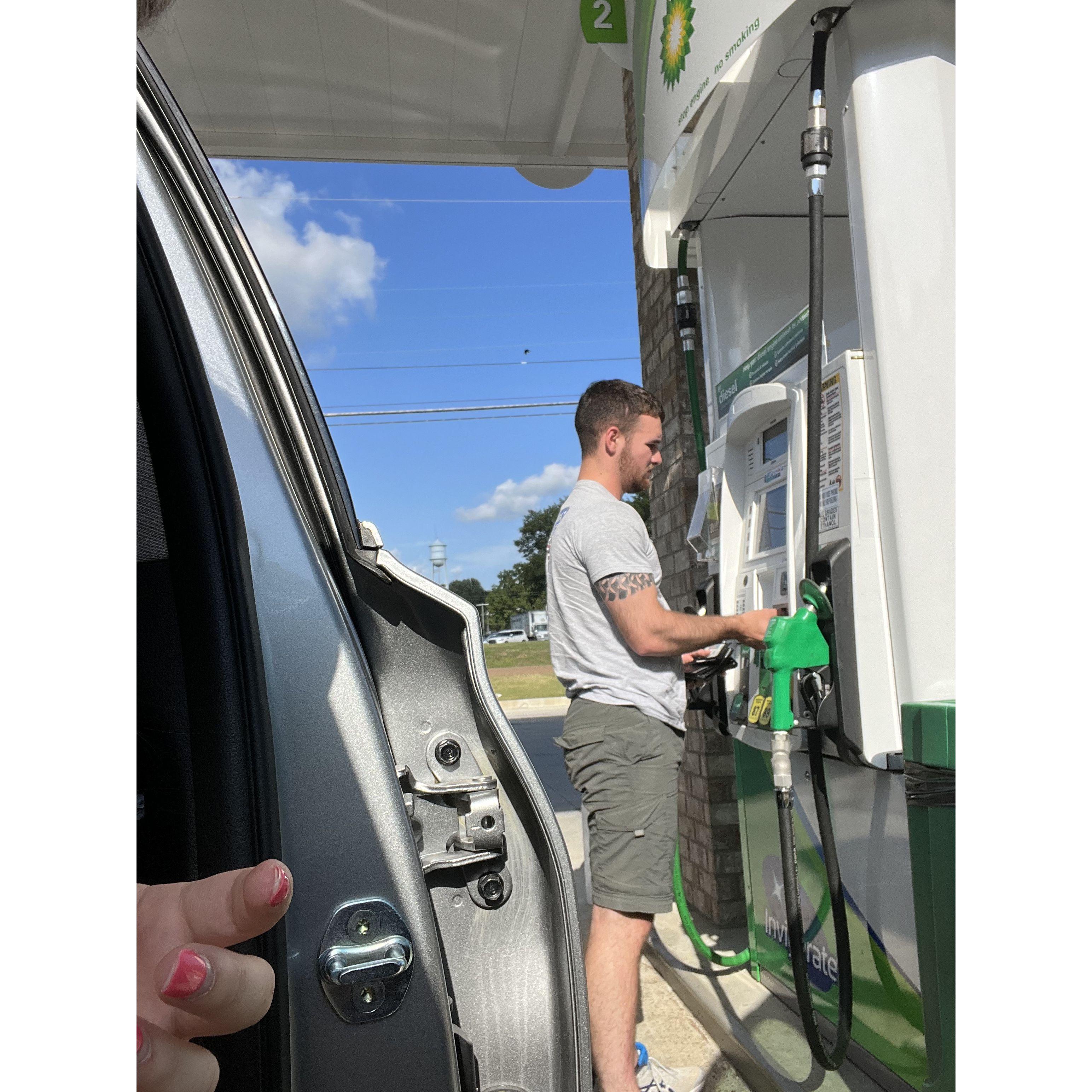 Our Third Date and when Bailey introduced Mina to his family