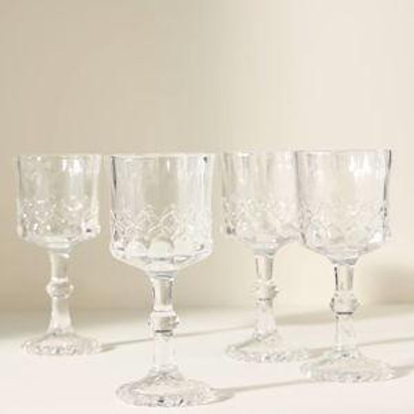 Savannah Wine Glasses, Clear, Set of 4