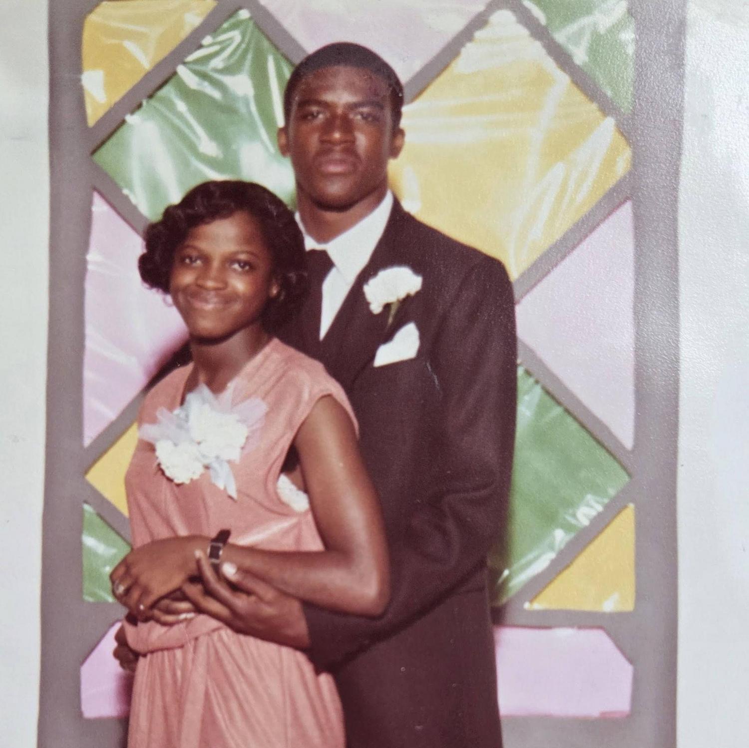 We were both 16years old , this is our first date to the prom.