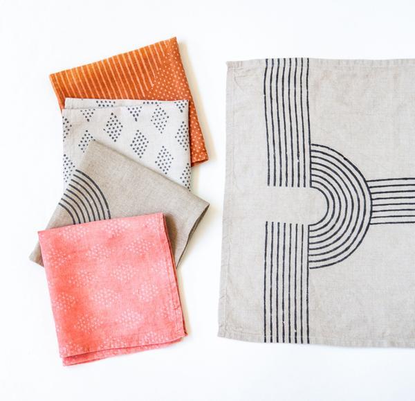 LITTLE NAN NAPKIN | PEONY