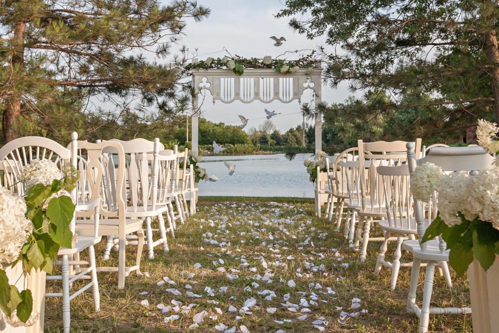 The Wedding Website of Allison Wisniewski and Charlie Adam