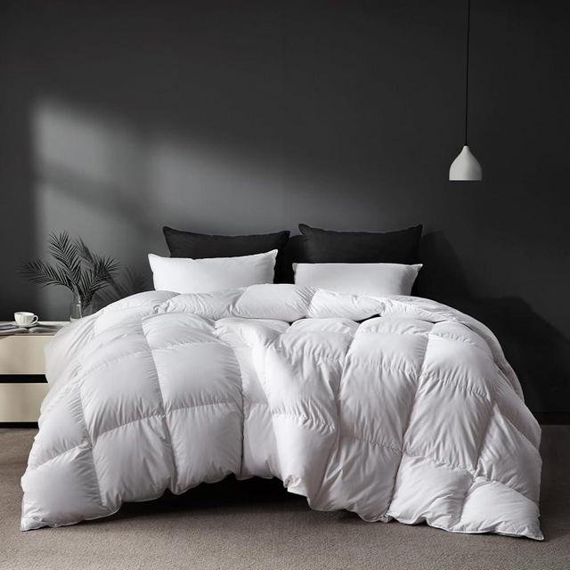 Saisier White Goose Feathers Down Fiber Comforter King Size, Premium All Season Duvet Insert, 750 Fill 1200TC Power Hotel Style Bedding Comforter, 50 Oz Lightweight and Medium Warmth (106x90,White)