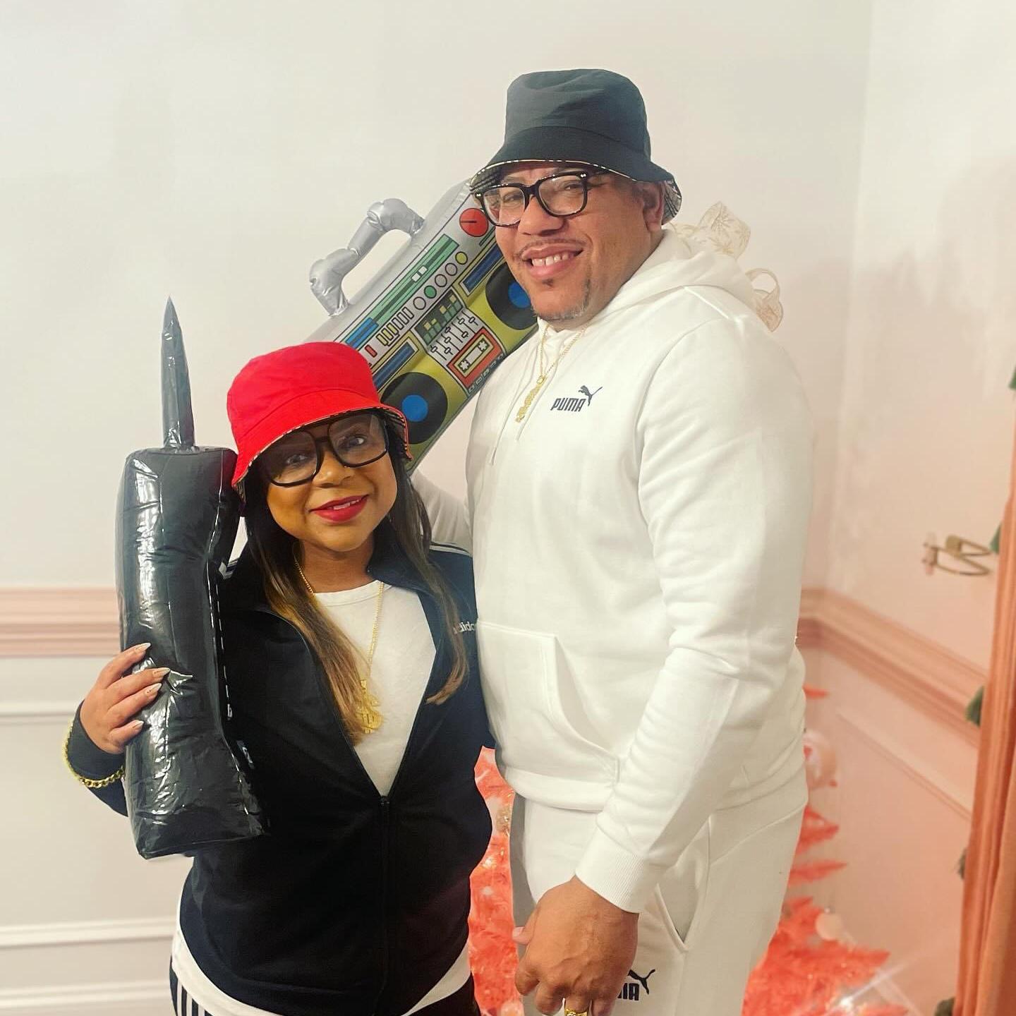 90s themed Christmas party