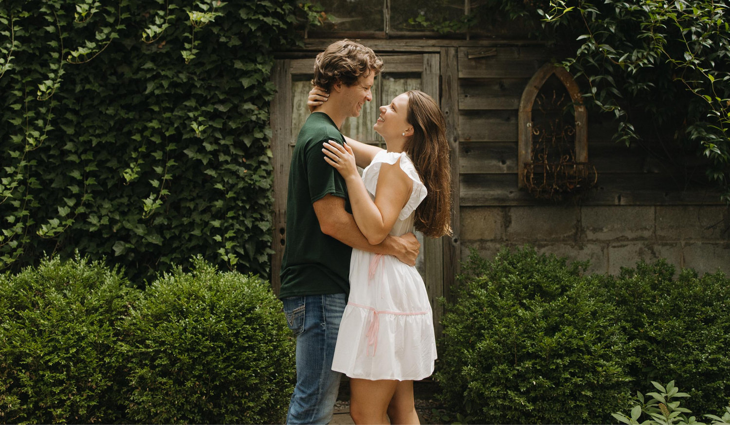The Wedding Website of Rachel Tournay and Austin Beard