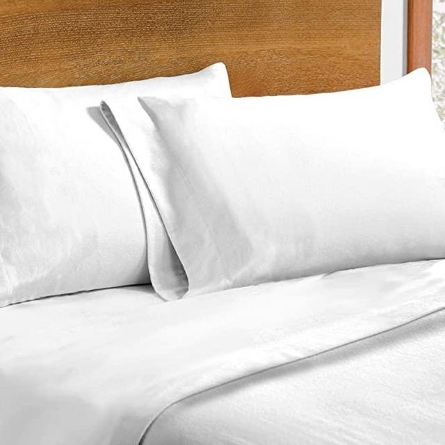 Dormisette Luxury German Flannel Pillowcases Set, 2 Piece (Standard Pillowcases, White)