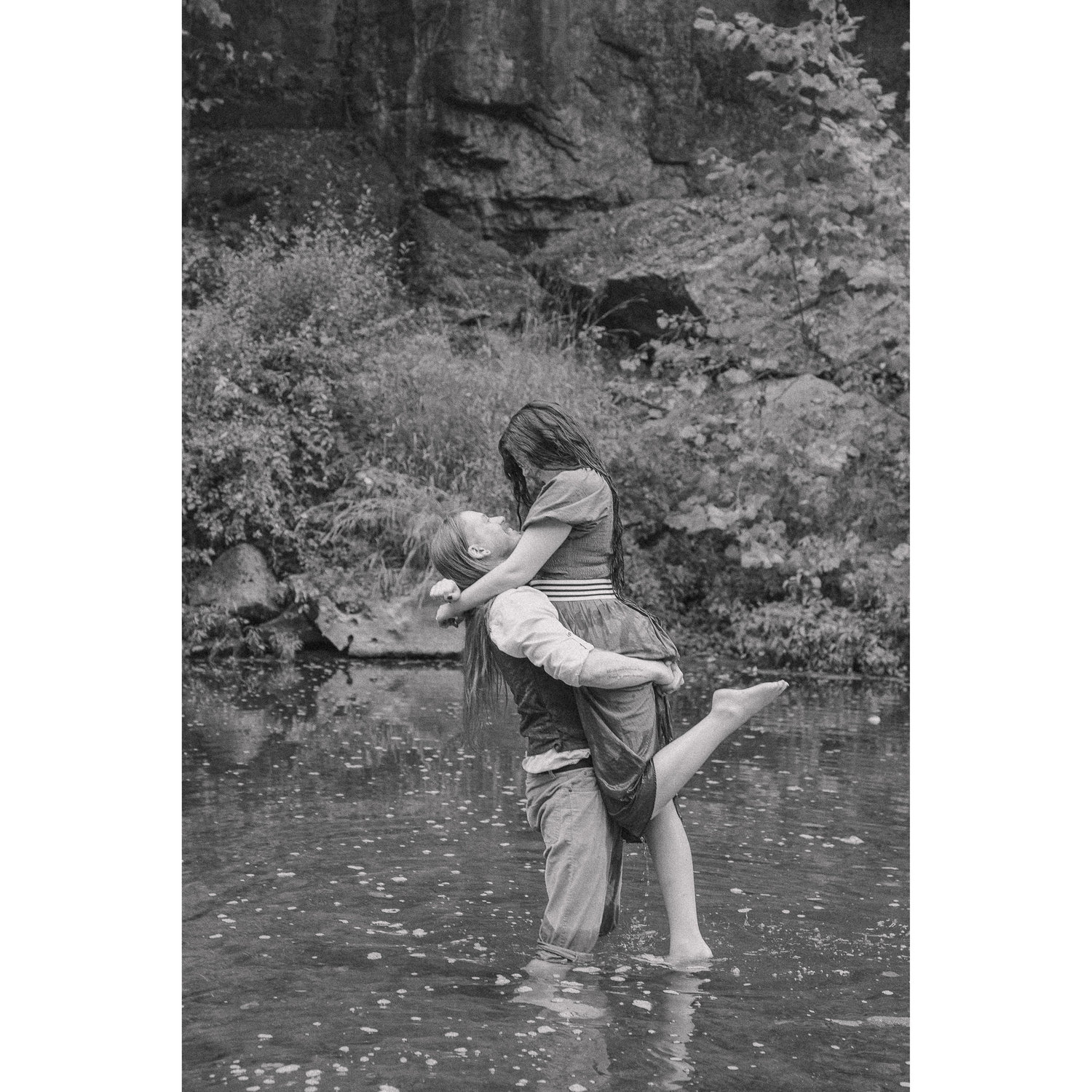 Photo Courtesy of Haley Pettit Photography || Location: Muscatatuck Park North Vernon, IN 47265