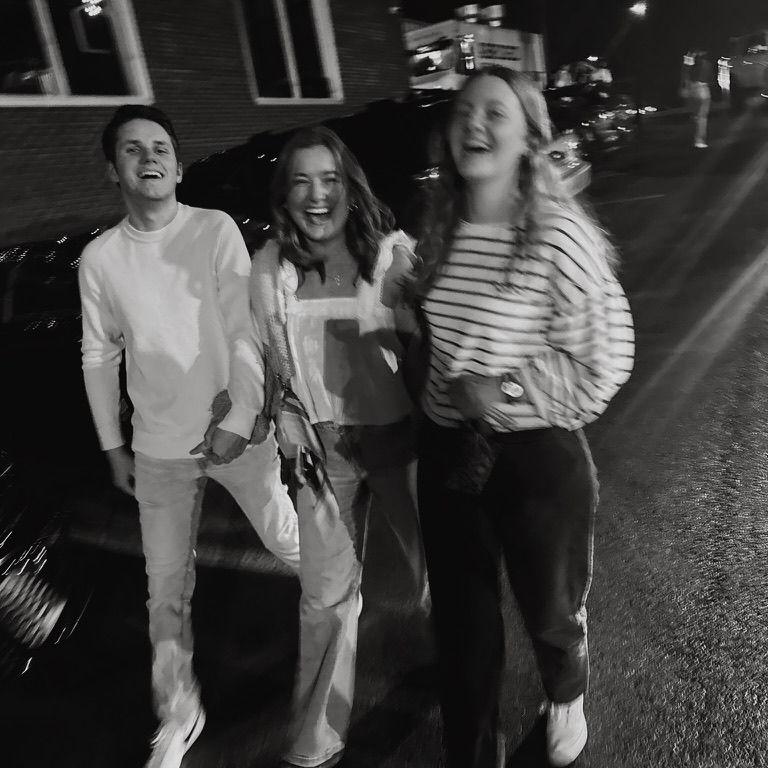 Tanner, Anna Claire and Lilly Walking together after a Dinner with Anna Claire's Roommates!!