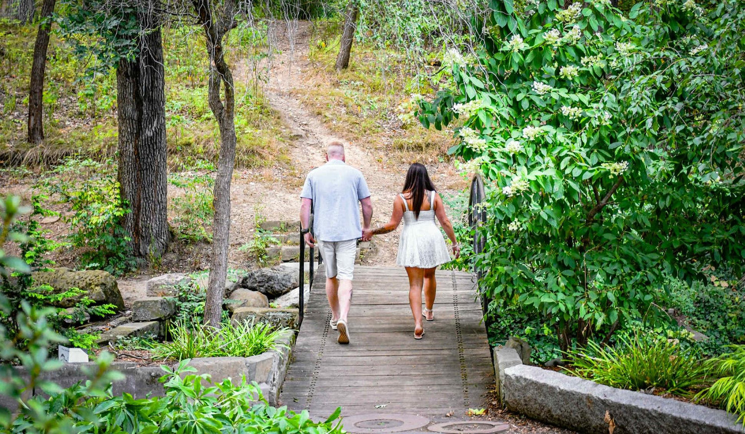 The Wedding Website of Gia Ruzinsky and Scott Jones