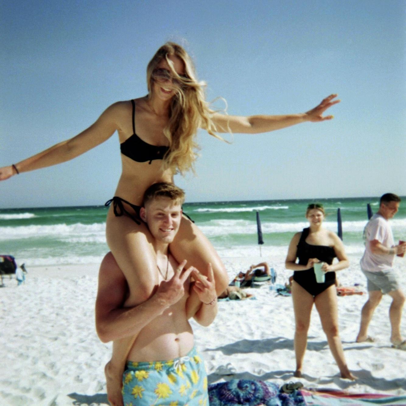 First beach trip together with friends <3