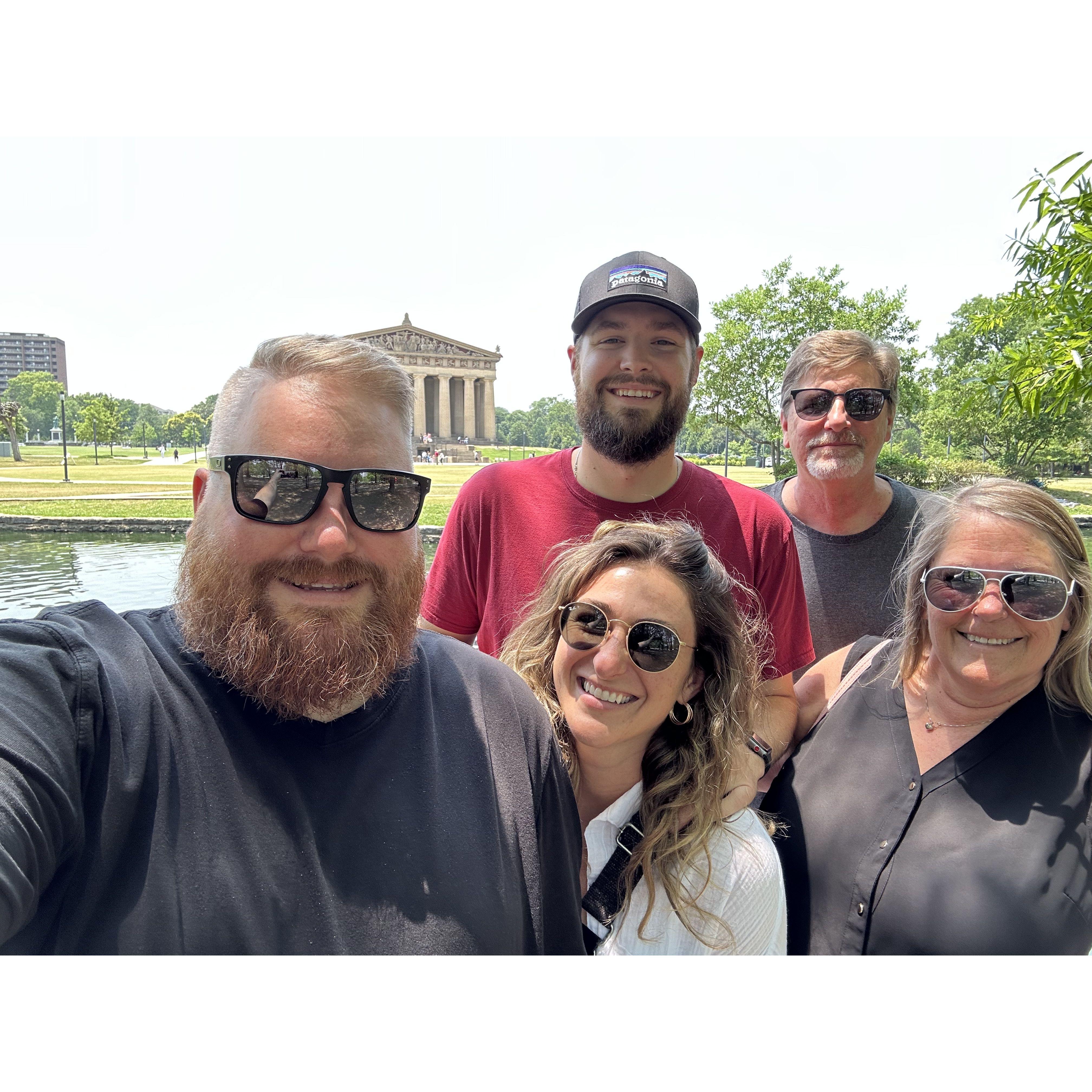 Nashville trip to see the family!