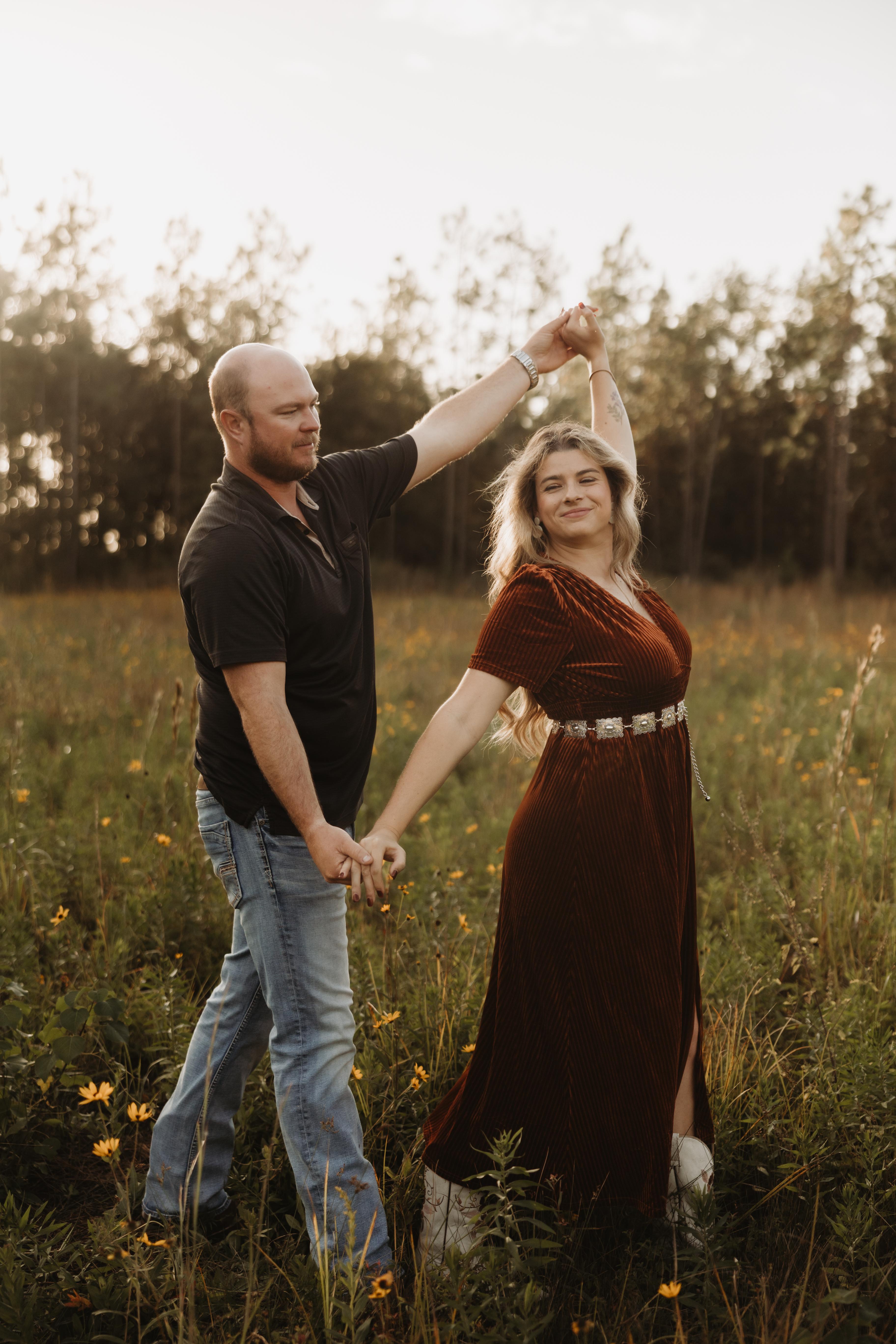 The Wedding Website of Jacquelynne Morgan Poling and Wesley Shaw Buckley