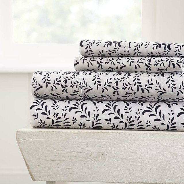 Linen Market 4 Piece Sheet Set Patterned, King, Burst of Vines Navy