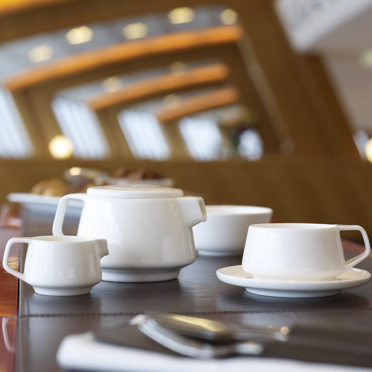 Marc Newson Qantas Noritakeマークニューソン　ノリタケ Noritake, Marc Newson Teapot | Zola