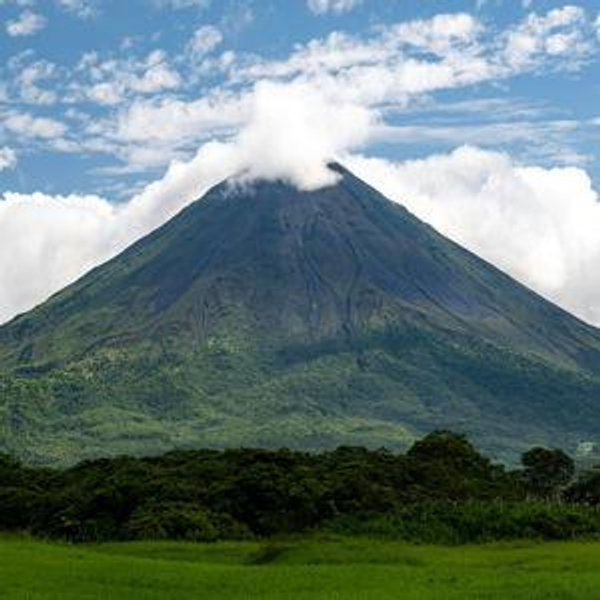 Our Honeymoon Arenal Volcano Hike