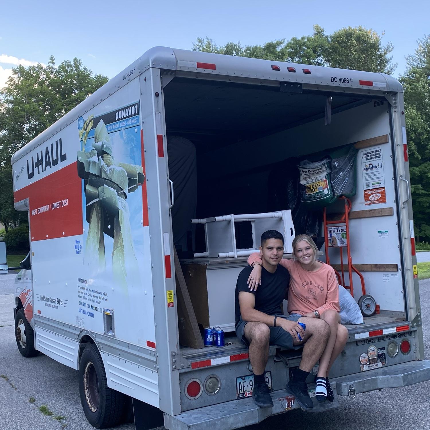 Getting our first apartment together!
06/2022