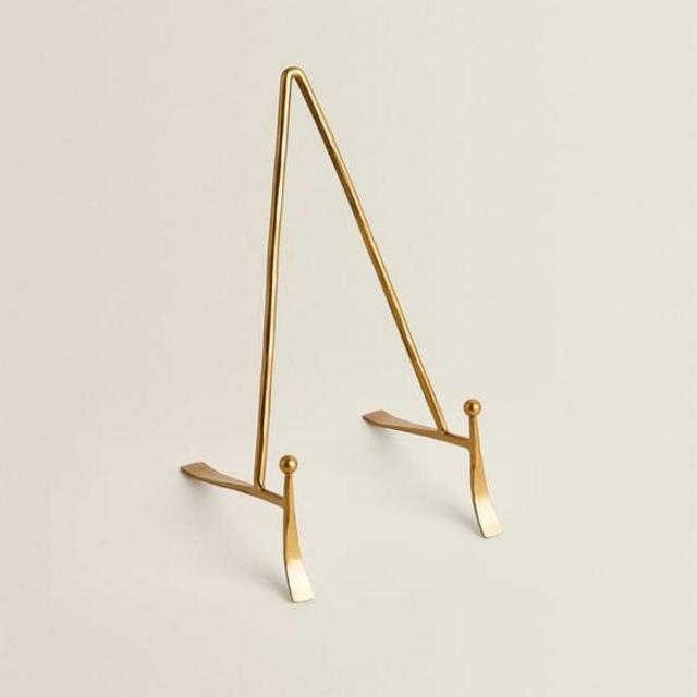 METAL STAND