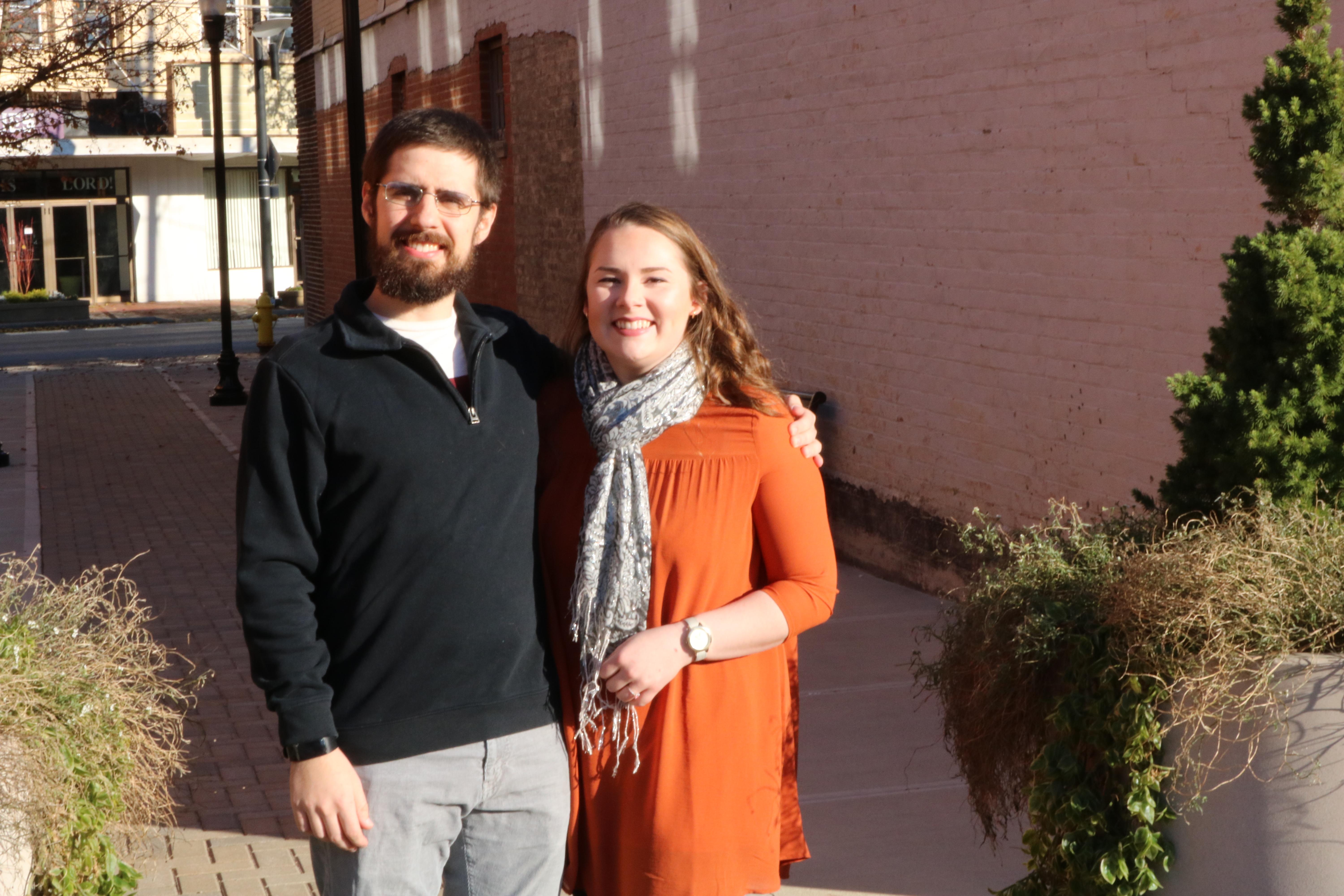 The Wedding Website of Linda Hoepf and Jacob Burrell