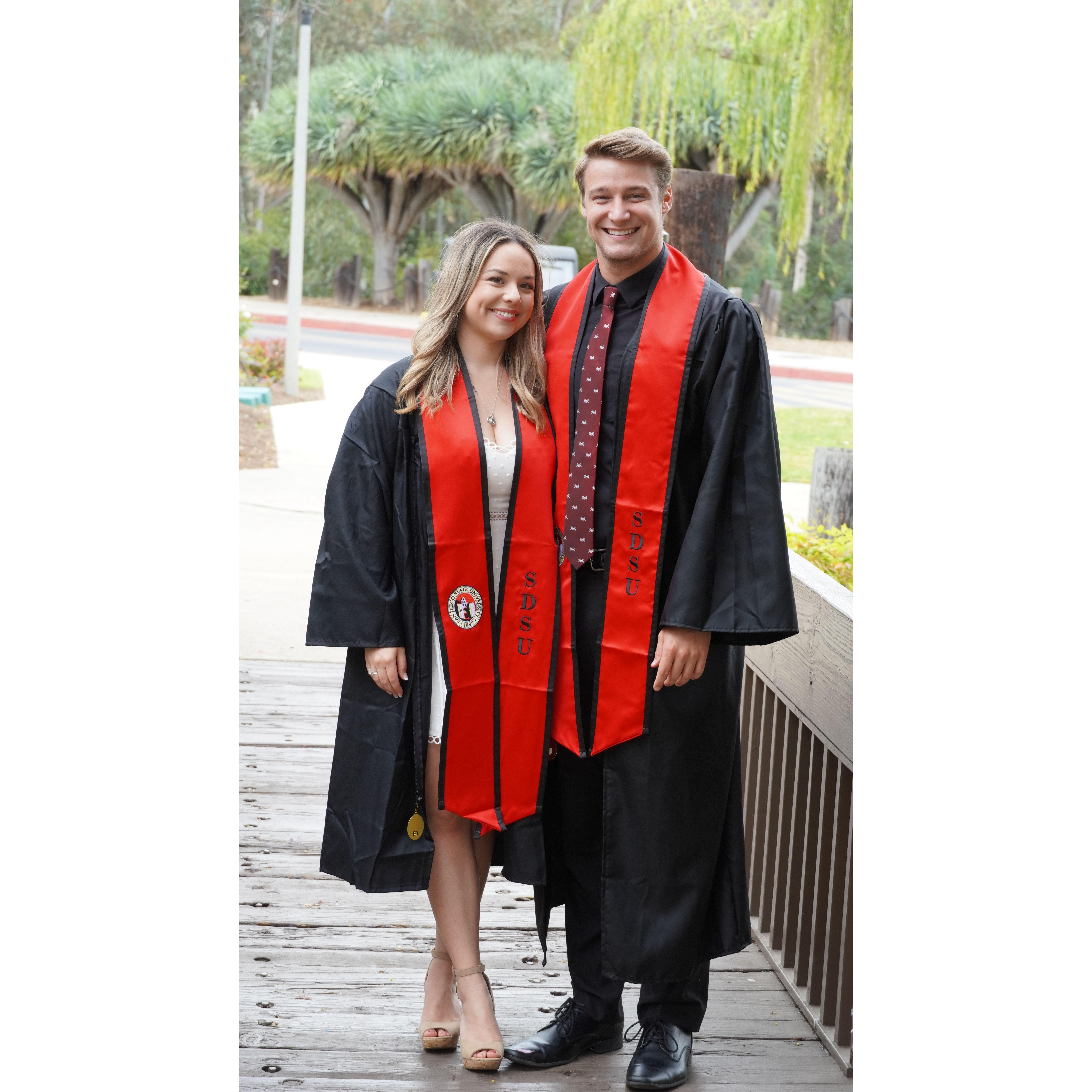 Max and I taking graduation photos! Katie earned her BS Biology, and Max earned his BS Kinesiology. 🩺