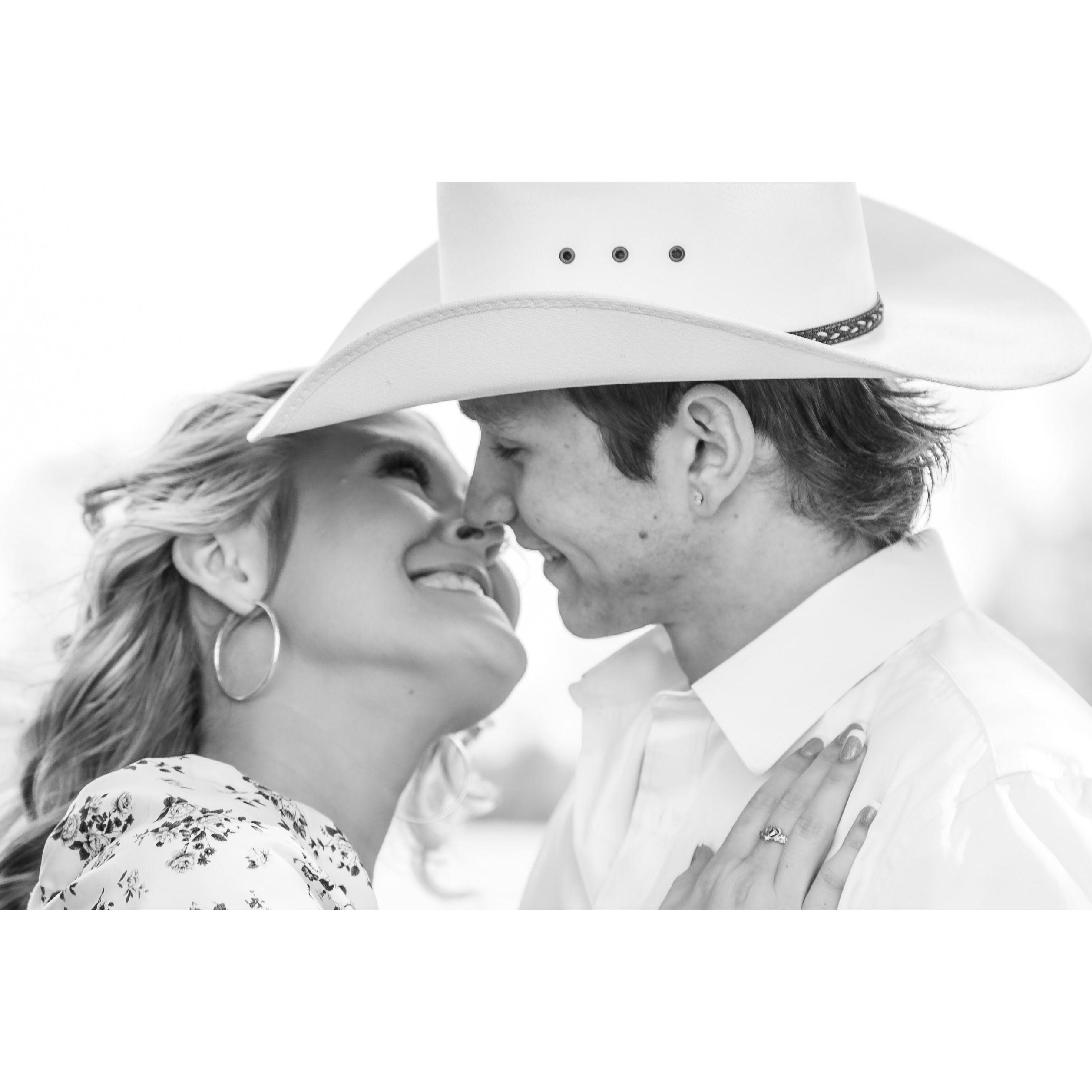 Engagement Photos - Lily Baker Photography
