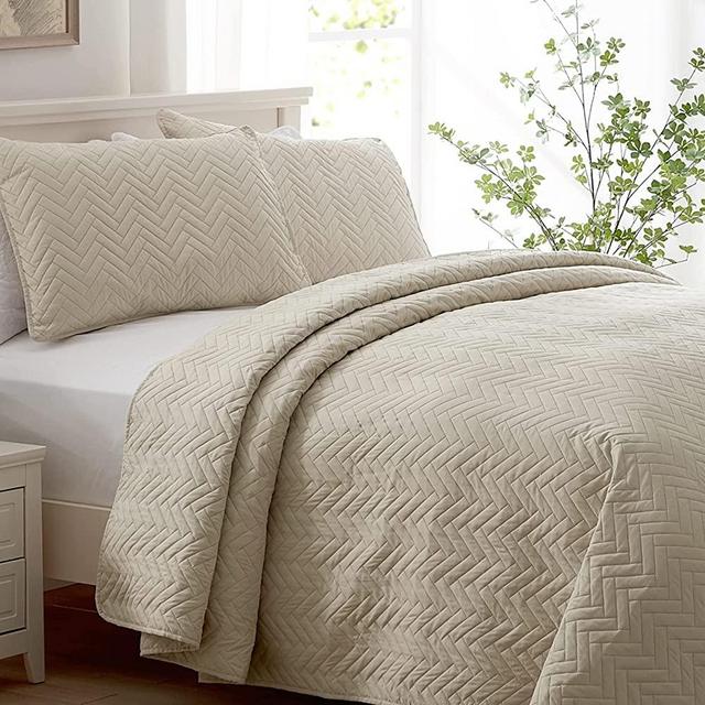 SEMECH Queen Beige Quilt, Queen Sized Bedspread, Beige Bedspread Quilt 3pcs Including 1 Quilt and 2 Shams 100''x106'' (Full / Queen, Sand Beige)