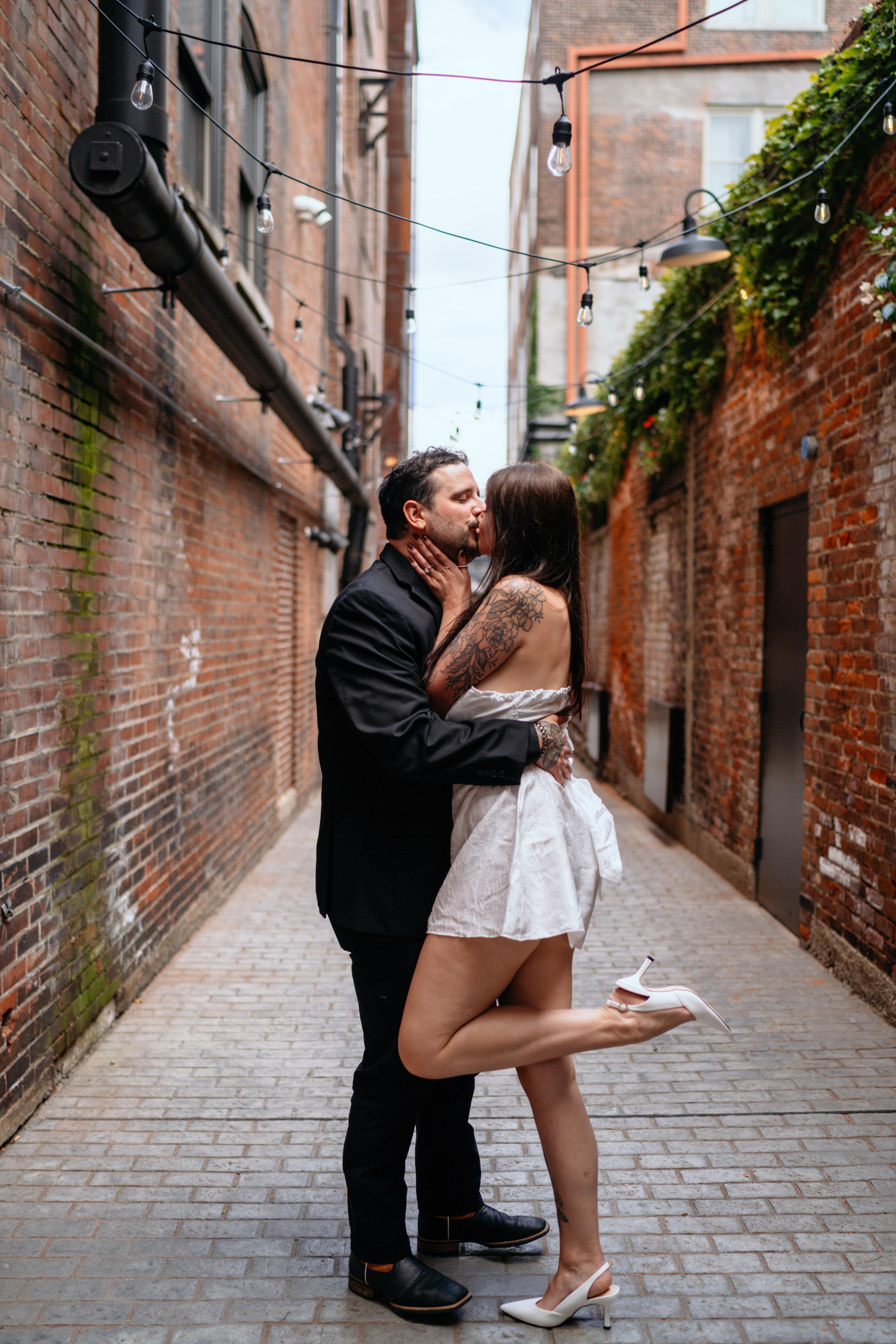 The Wedding Website of Brielle Josephine Saylor and Timothy Michael Thornton