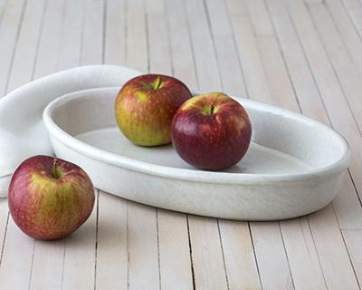 Bennington Pottery: Oval Baker in White on White