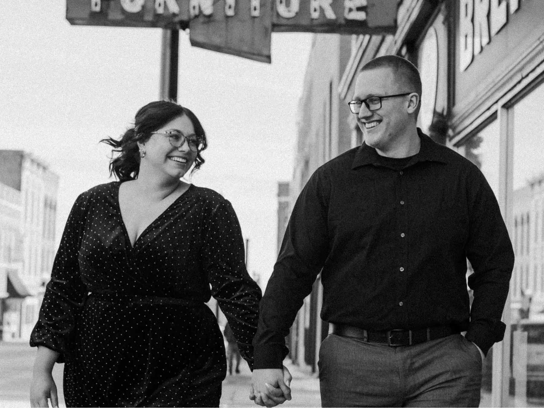 The Wedding Website of Makayla Tuck and Travis Fortney