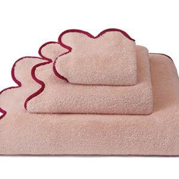 Chairish Bath Towel Peach/Berry