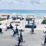 Daily Spinning & Yoga classes !