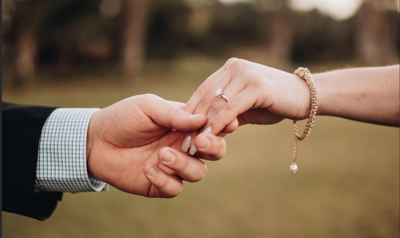 The Wedding Website of Angel Escobedo and Heidi Martinez