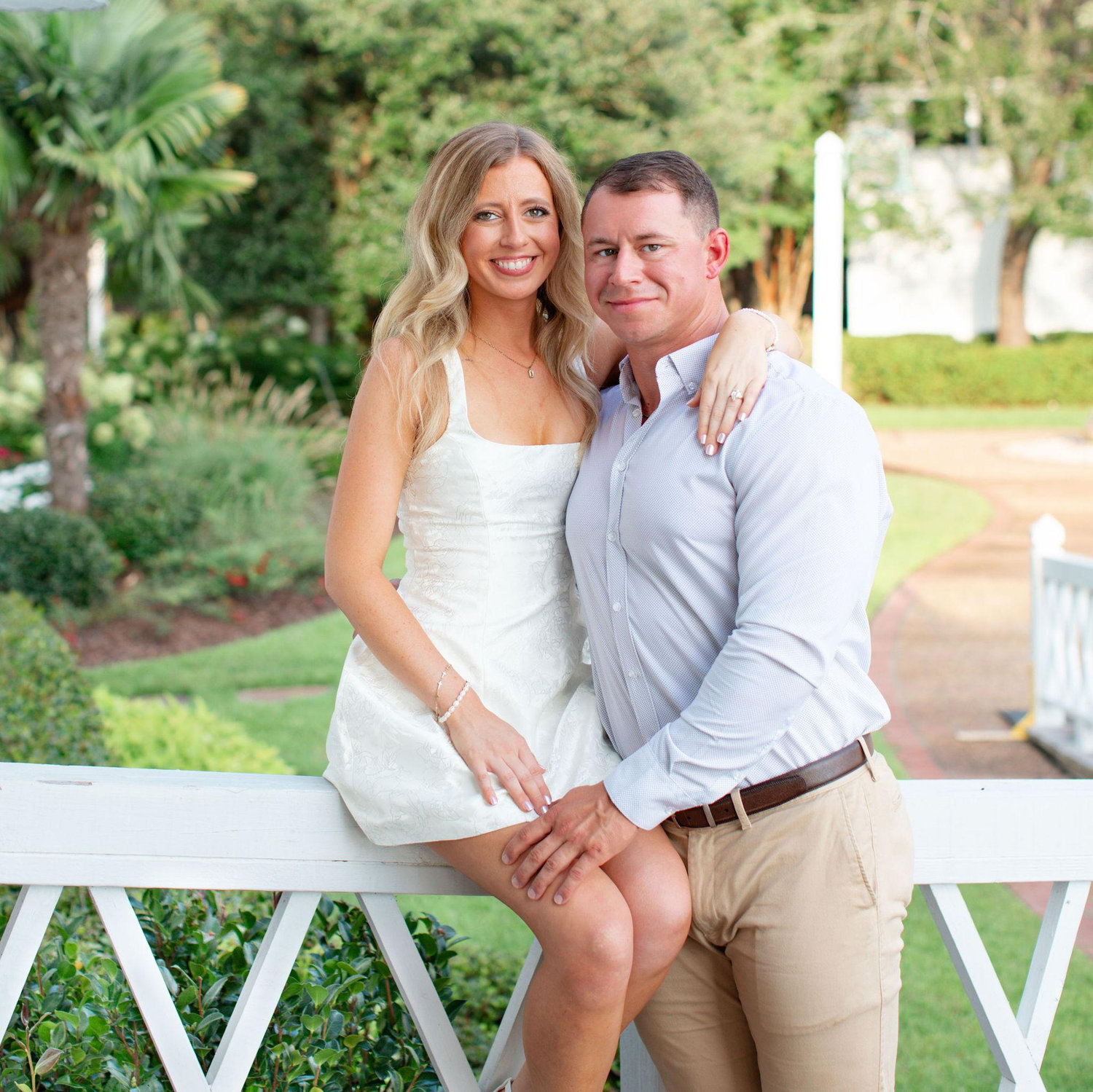 Engagement Photos by Angela and Halle Photography