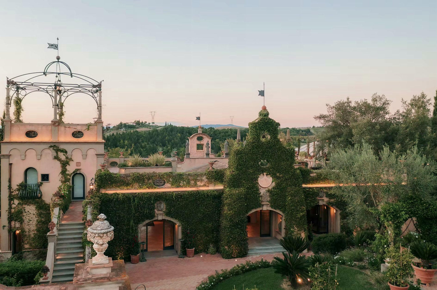 The Wedding Website of Bianca Weyers and Braedan Hedge
