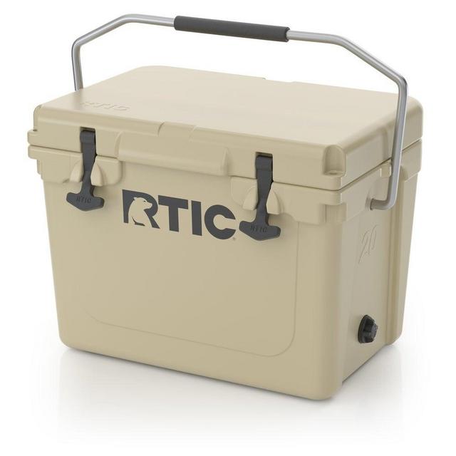 20 QT Hard Cooler