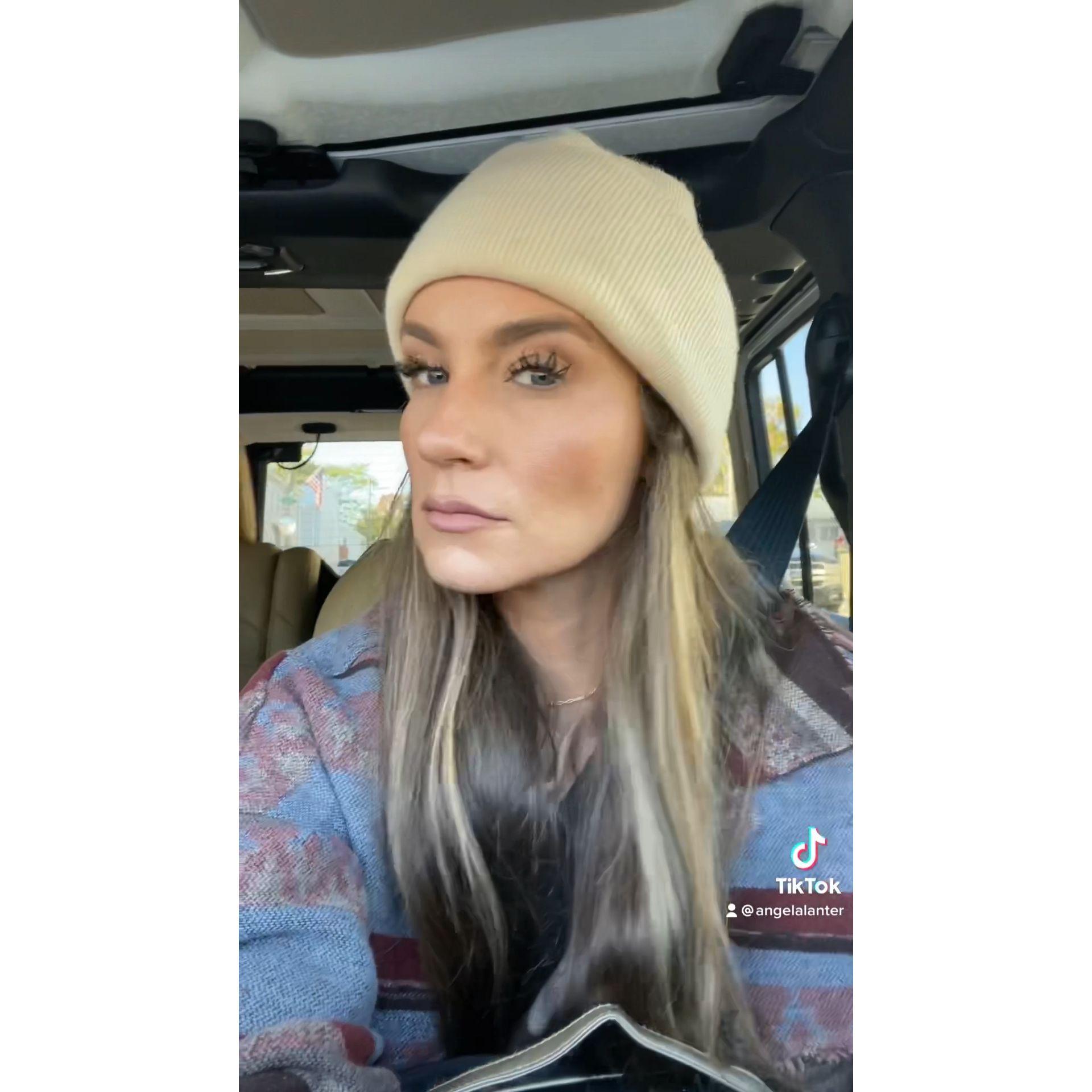 AprilAthenaLanterLifestyleVlogging.com
