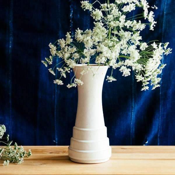 Step Vase (white)